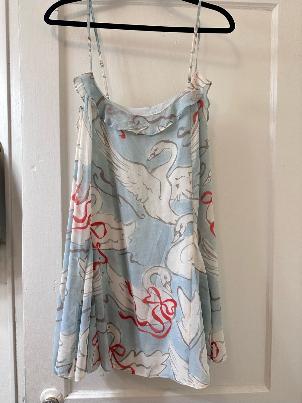 🦋Kimchi blue🌟Light Blue Swan-Print Slip Dress
